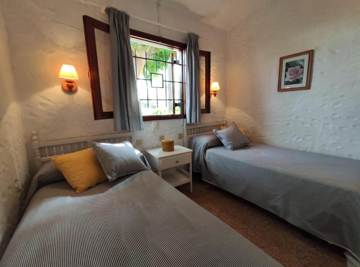 Ferienhaus Lovely 2 Bedroom With Parking